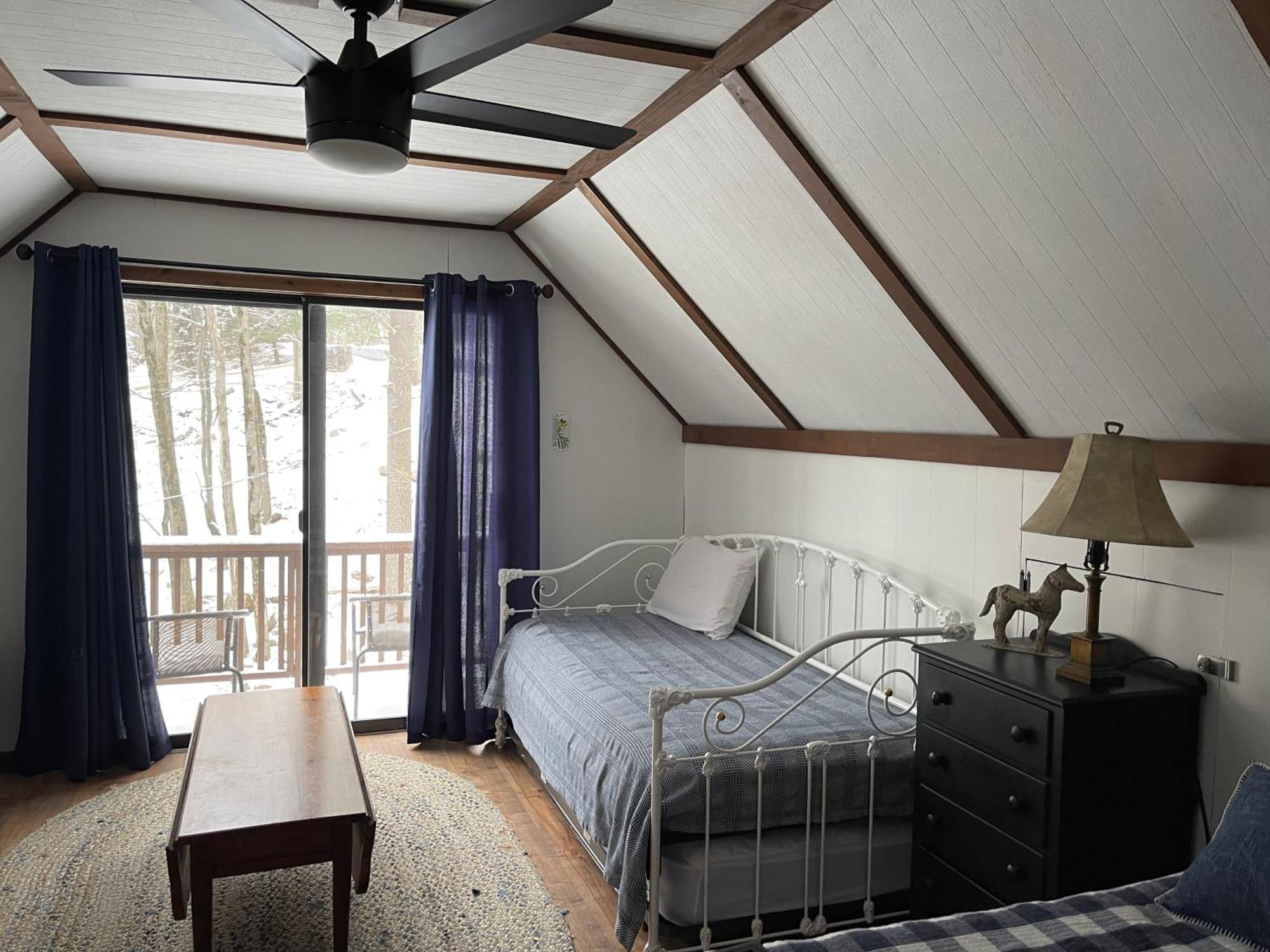 Pocono Mountain View Lake House In 莱克哈莫尼 外观 照片